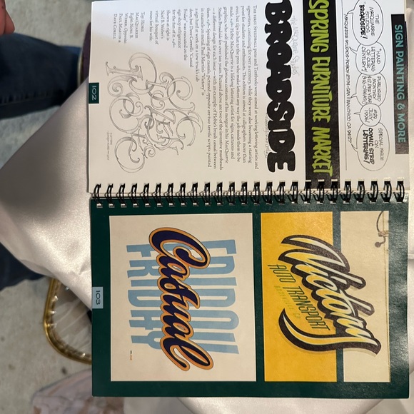 25th Edition, A Comprehensive Guide to Pen & Brush Lettering Calligraphy - Picture 9 of 16